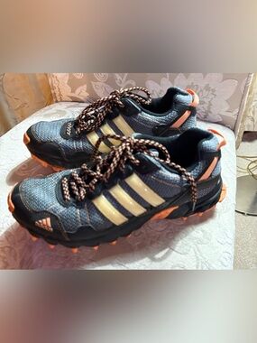 adidas Running Trail Shoes Black Gold Orange Women’s Size 8
